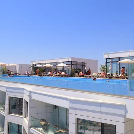 Seaside Infinity Spa&resort Апартаменты *