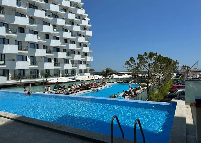 Апартаменты Seaside Infinity Spa&resort