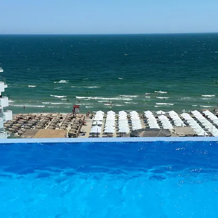 Seaside Infinity Spa&resort Apartment Năvodari